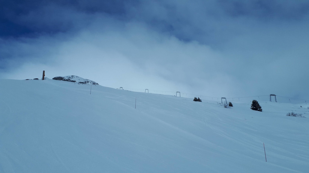 Meine Lieblingspiste des Tages: Die rote 12+16 am Naladas Schlepper. Ist schön mit Kurven und Kuppen spannend trassiert und hier herrschte immer optimale Bodensicht!