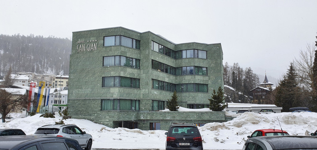 Hotel "San Gian" - 100 m bis zur Signalbahn / Hasenseeabfahrt