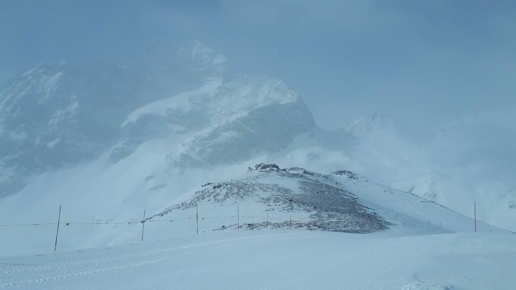 Die Bewölkung wirkt als optimale Dekoration :D