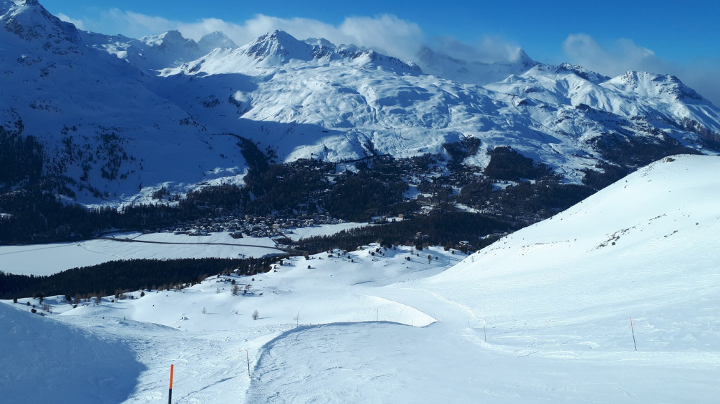 Und zum Abschluss um 16:40 Uhr die Talabfahrt via Hahnensee zurück nach St. Moritz Bad.
