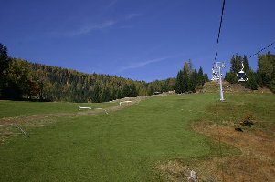 Auf jeden fall gibt es aber im Talbereich eine neue Schneileitung mit neuen Lanzen: