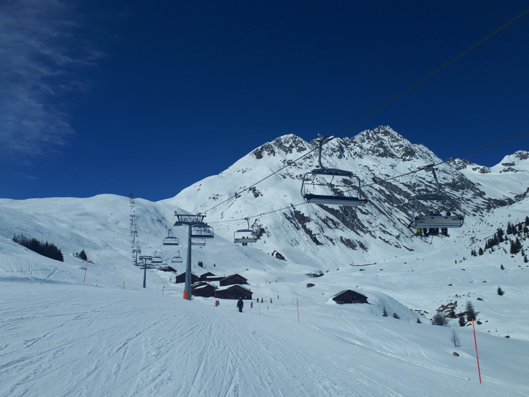 Oben im Skigebiet von Dieni ist es schon deutlich voller als in Disentis