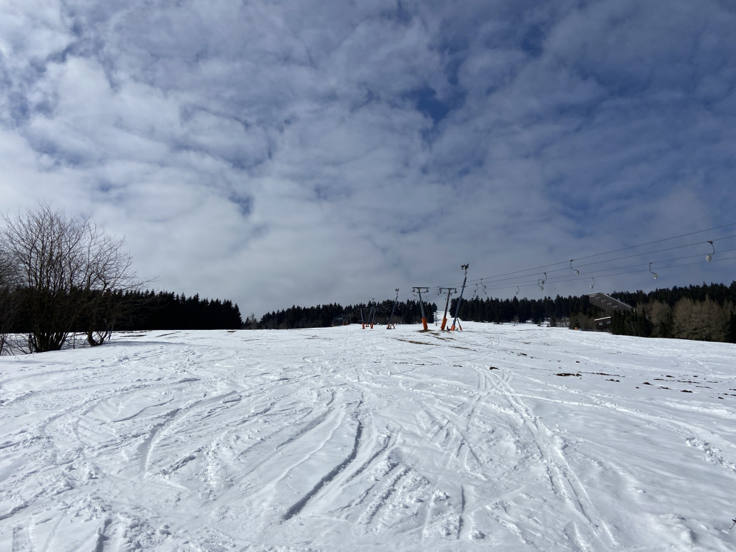 Noch etwas weiter unten, etwa in Höhe des Pistenblick, aufgenommen