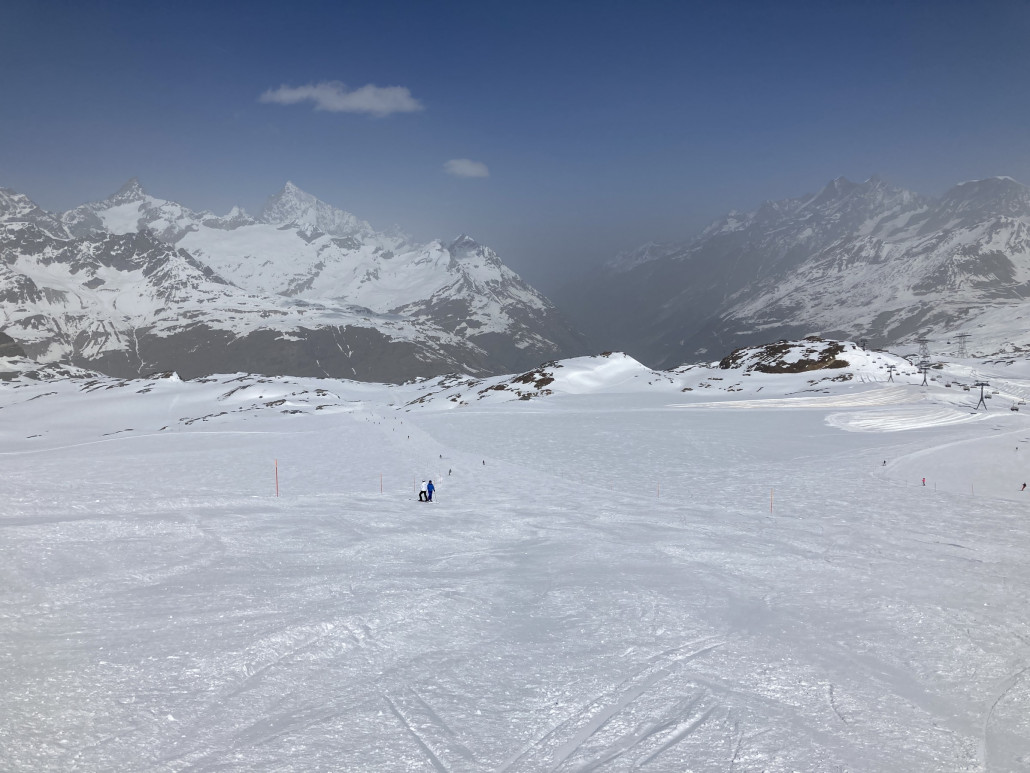 Piste 70. Lange Piste mit schönem Start...
