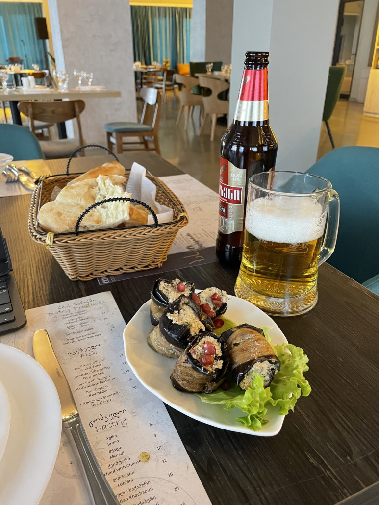 Vorspeise gefüllte Auberginen