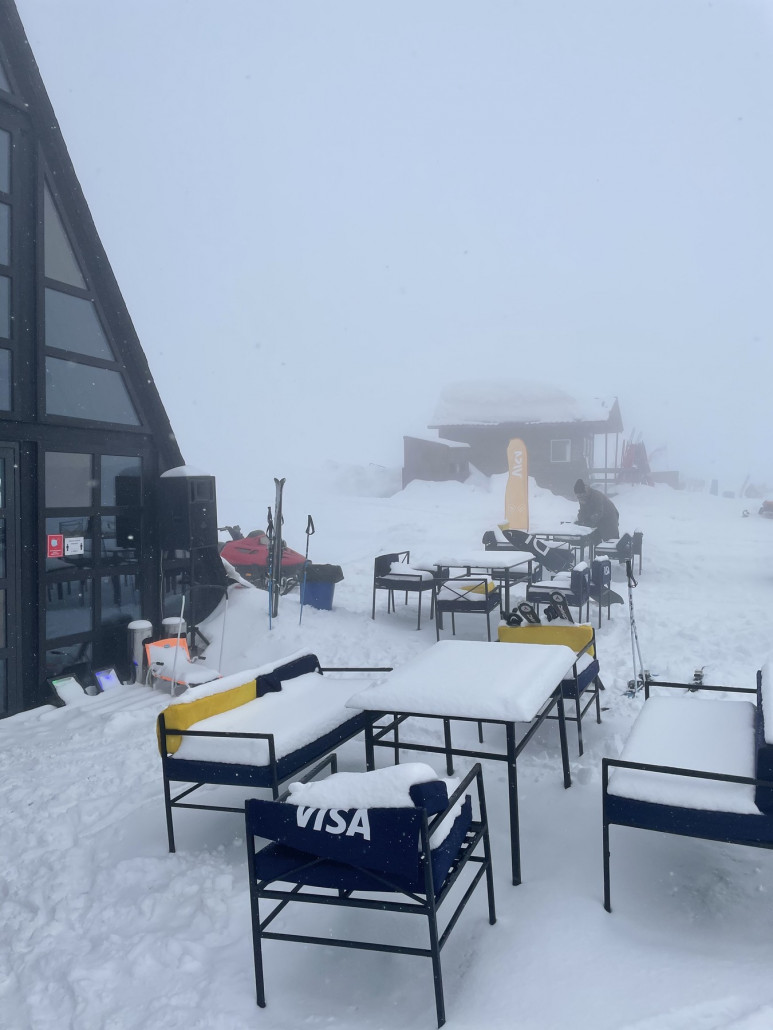 Vitamin Bar Mittlere Station auf 2700