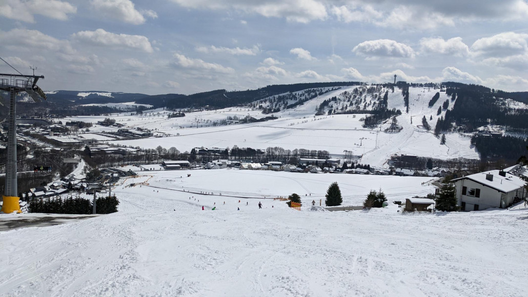 Später war der Neuschnee je nach Skizustand sehr bremsig und nur an wenigen Stellen zum Sulzsufen geeignet.