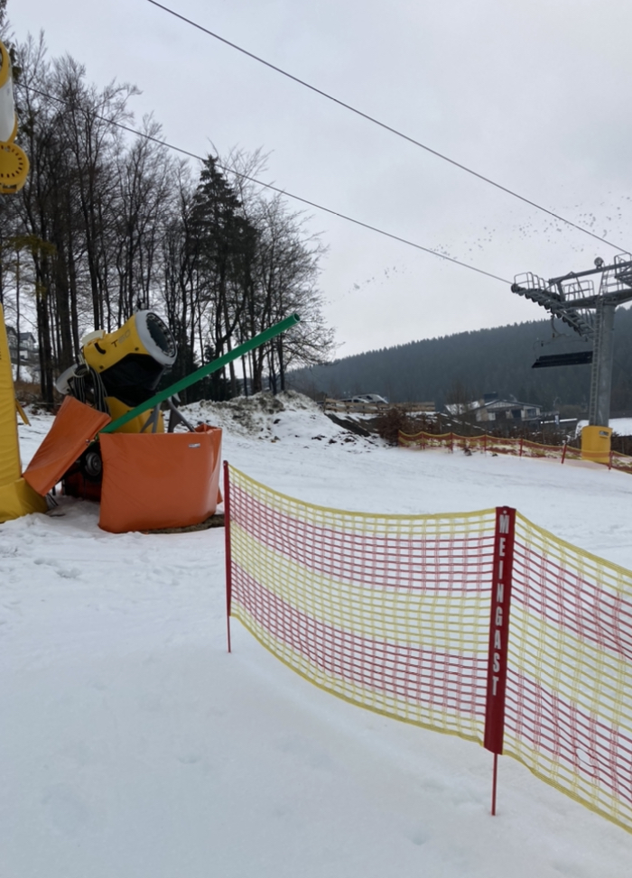 Am Sürenberg liefen zwei Snowmaker...