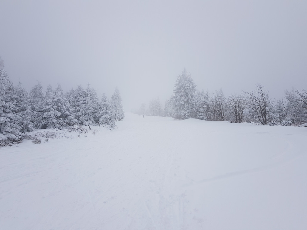 Der flache Starthang der Piste 10.