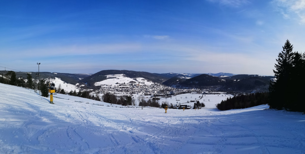 Am Schlepplift, alle Pisten waren von der Schneelage fahrbar