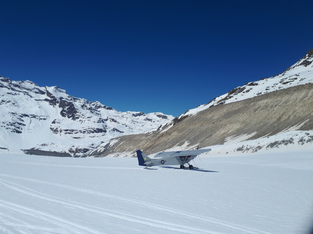 Ist gerade gelandet, aber ist nicht ski-chirgls Flugzeug :D