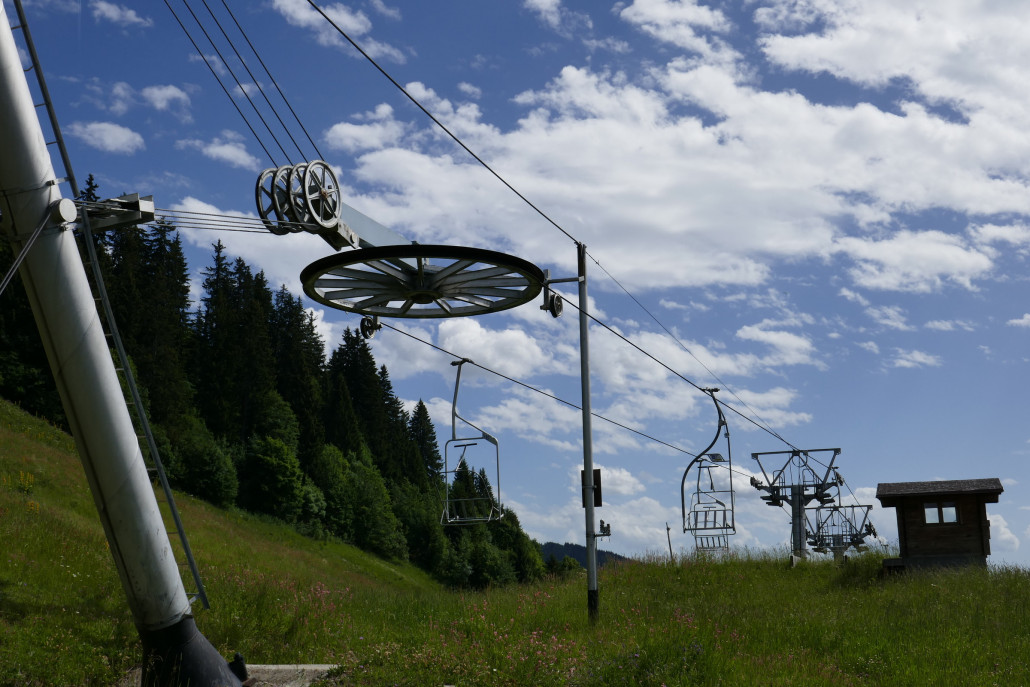Bergstation mit fliegender Umlenkscheibe