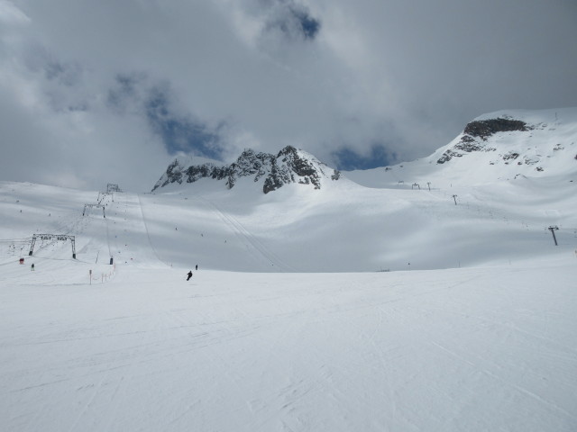 Gletscherpiste 3, links die 2-SL Kees, rechts der 2-SL Maurer