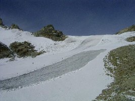 Schlegeis-Piste mittags - im Steilstück schon grenzwertig