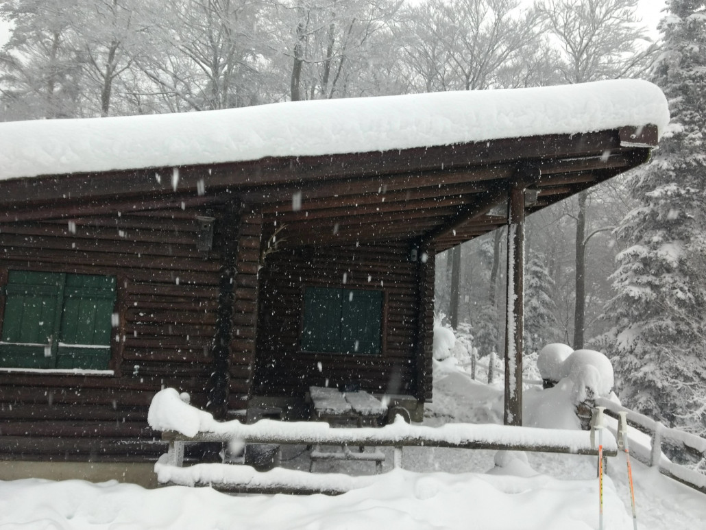 Jägerhütte Reigoldswil, von dort gibt es auch eine Abfahrt, aber oft ist diese verblasen.