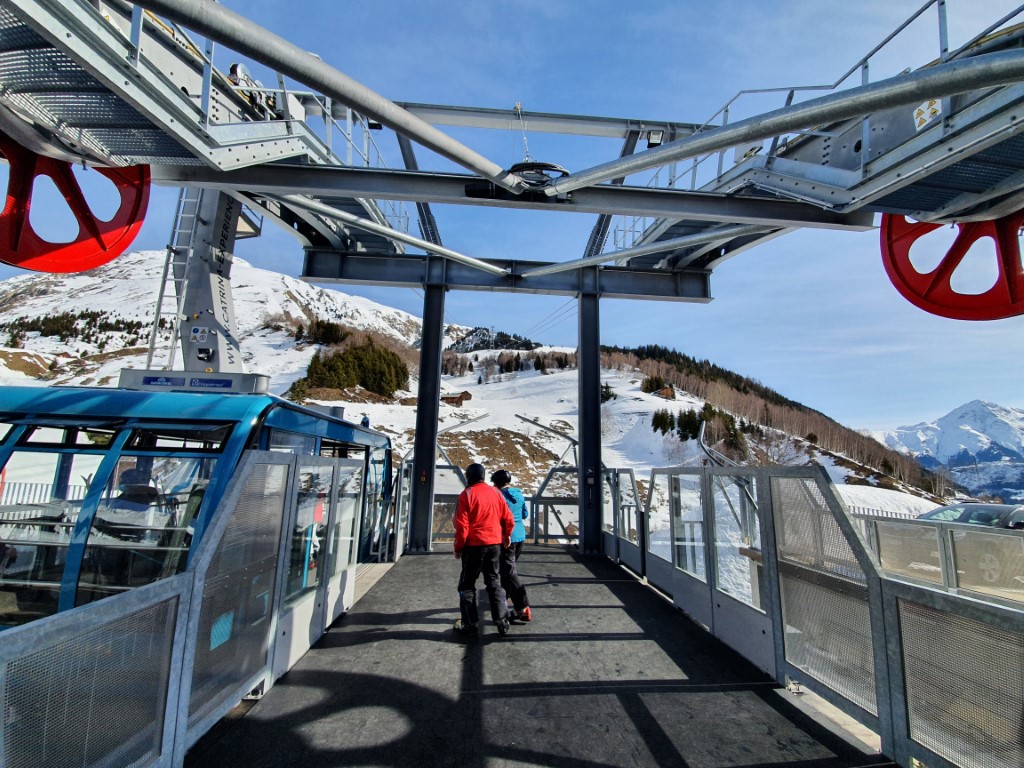 Sedrun_Disentis_2021_by_Markus_Hahn (5).jpg