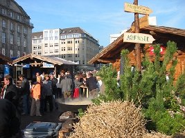 links: Skihütte vom Ötztal mit Sölden und Obergurgl-Hochgurgl
<br />rechts: nochmal die Tiroler Hütte
