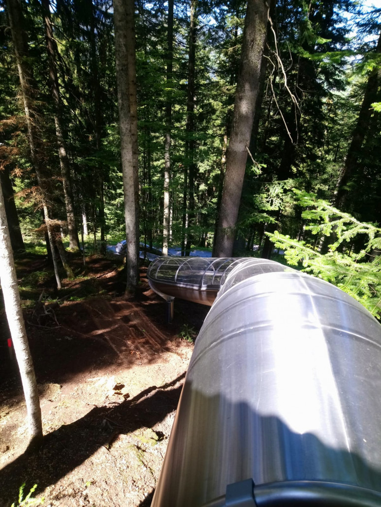 Rutsche 2 mit durchsichtigen Dach - die längste von allen