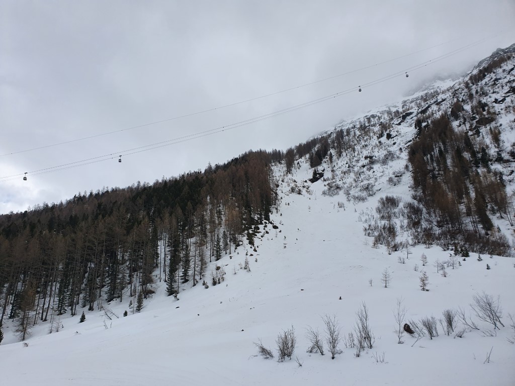 Saas_Fee_2021_by_Markus_Hahn (16).jpg