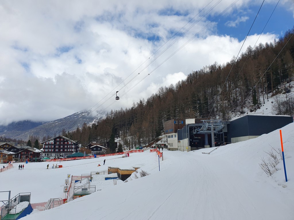 Saas_Fee_2021_by_Markus_Hahn (19).jpg