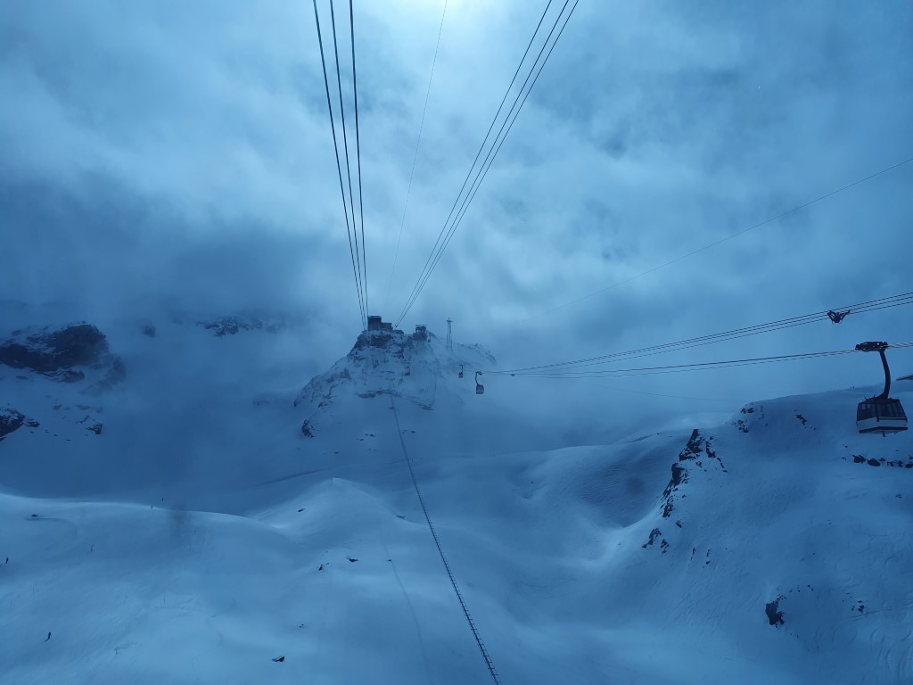 Saas_Fee_2021_by_Markus_Hahn (28).jpg