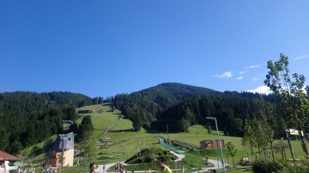 Coaster auf der ehemaligen Piste des abgerissen SL Riedlift