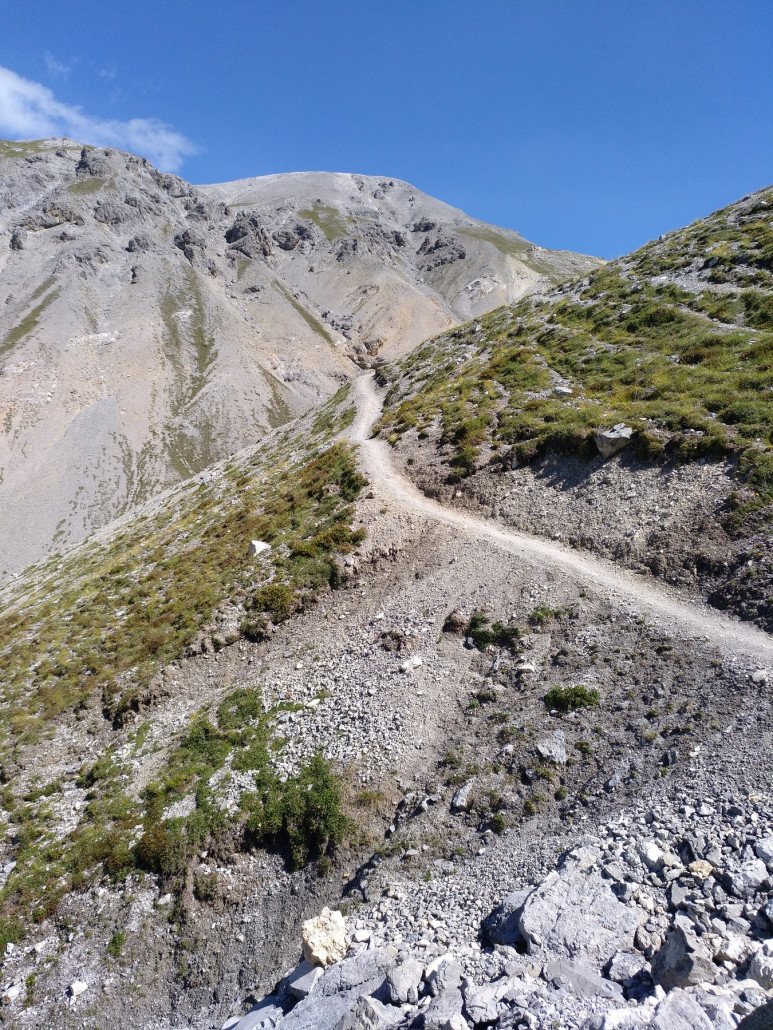 Weg um den Munt da la Bescha