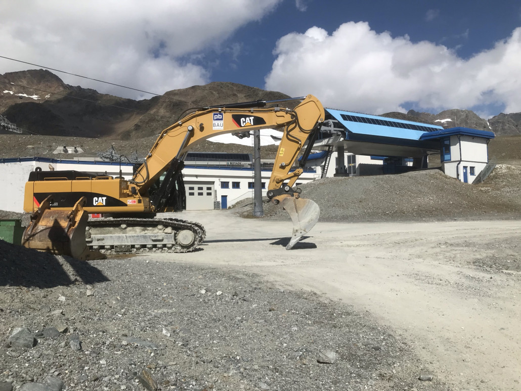 Baustellenfahrzeug am Gamsgarten