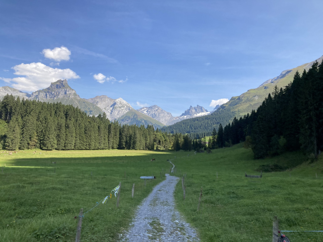 Traverse vom Untertrübsee zur Gerschnialp