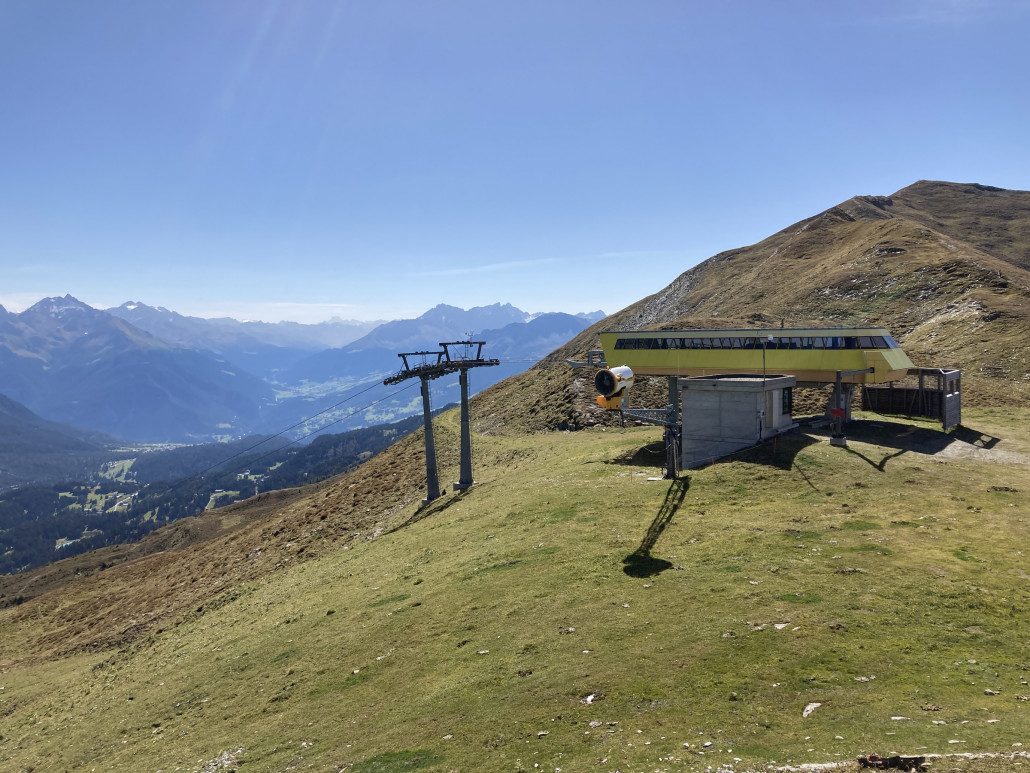 Bergstation Sesselbahn Lavoz