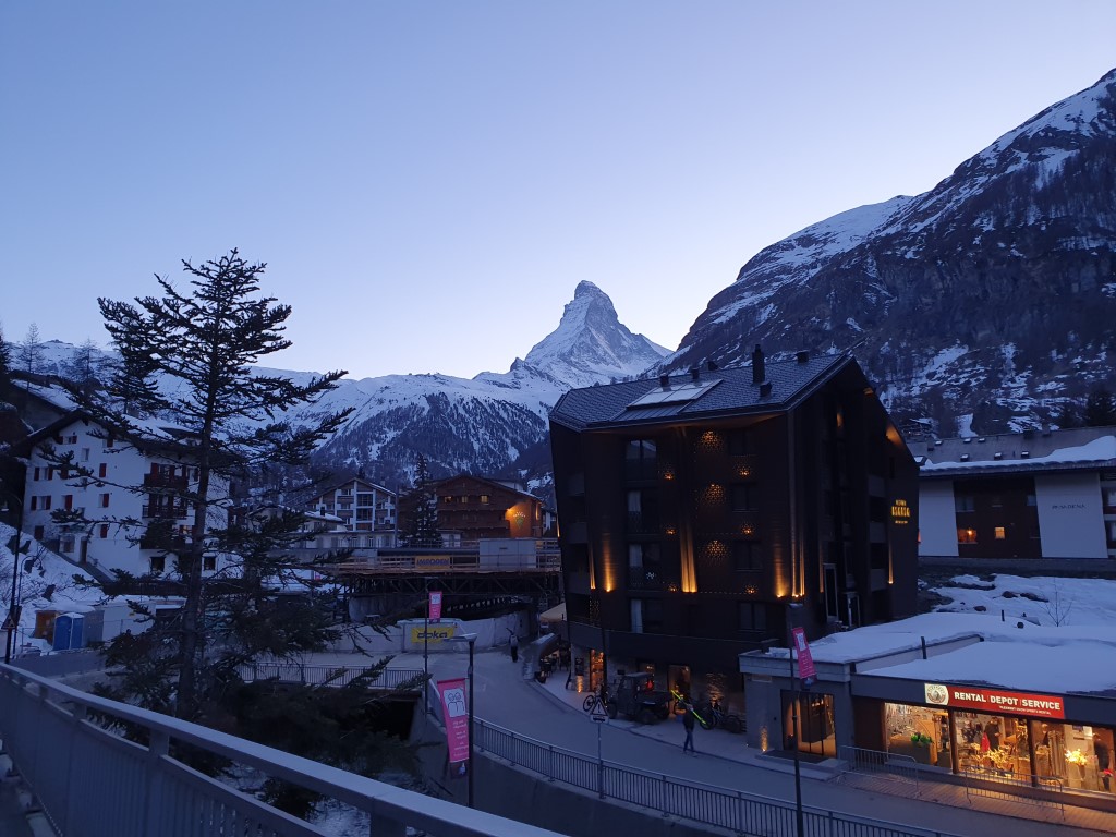 3_Zermatt_2021_Abend1 (1).jpg