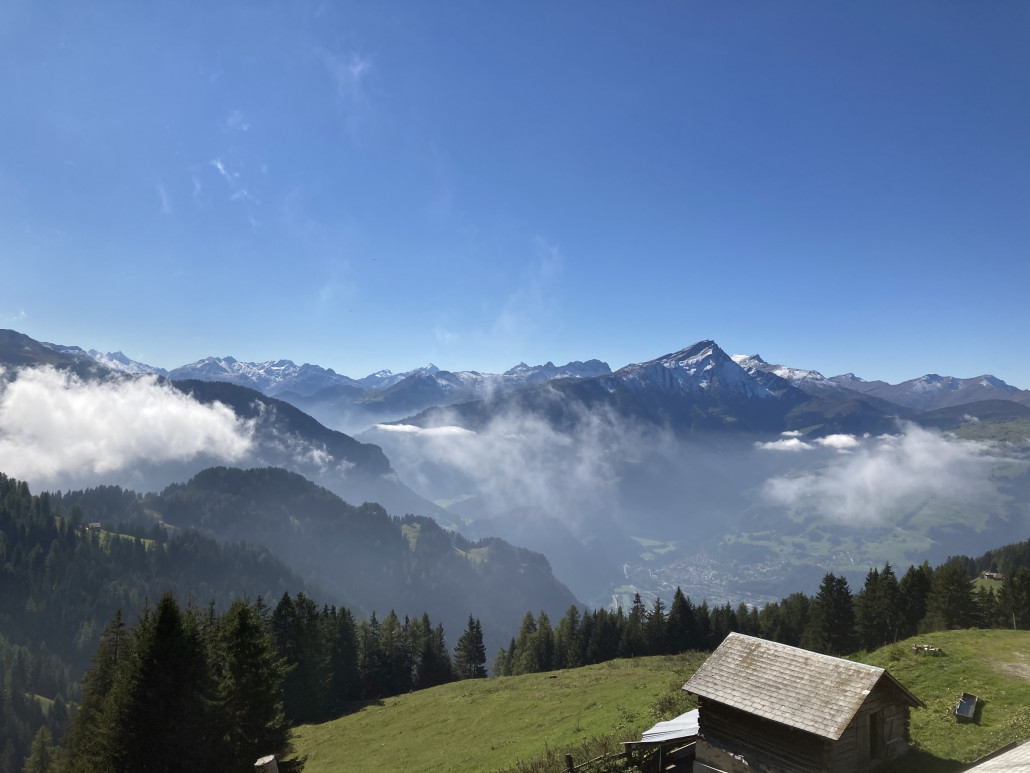Aussicht bei der Alp Parnegl