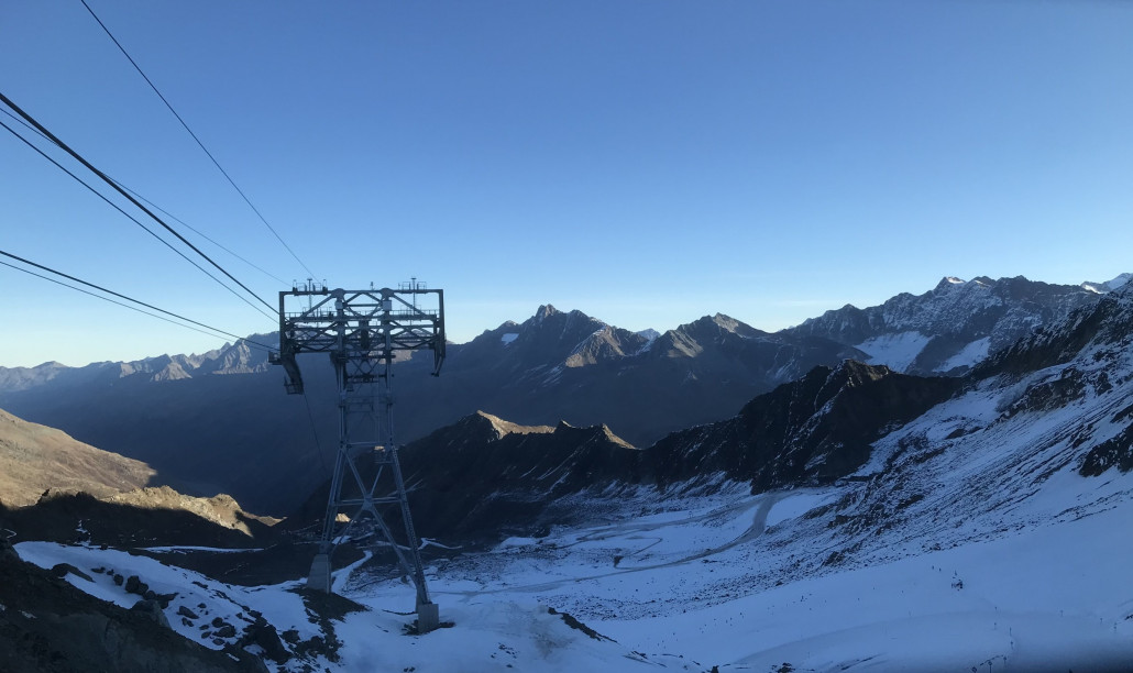 Blick von der Bergstation der Fajinjochbahn