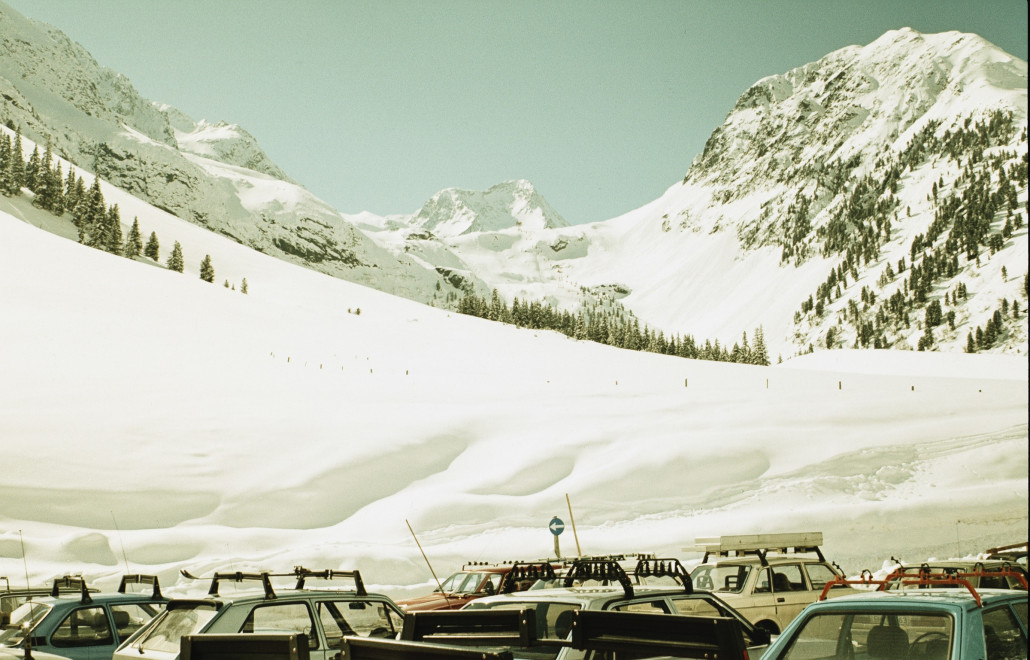 Blick vom Parkplatz in Richtung der Eisgratbahn