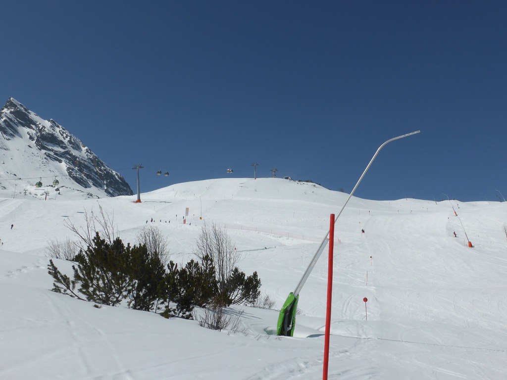 der obere Verlauf der Alpkogelbahn, erschließt eher einfache Pisten