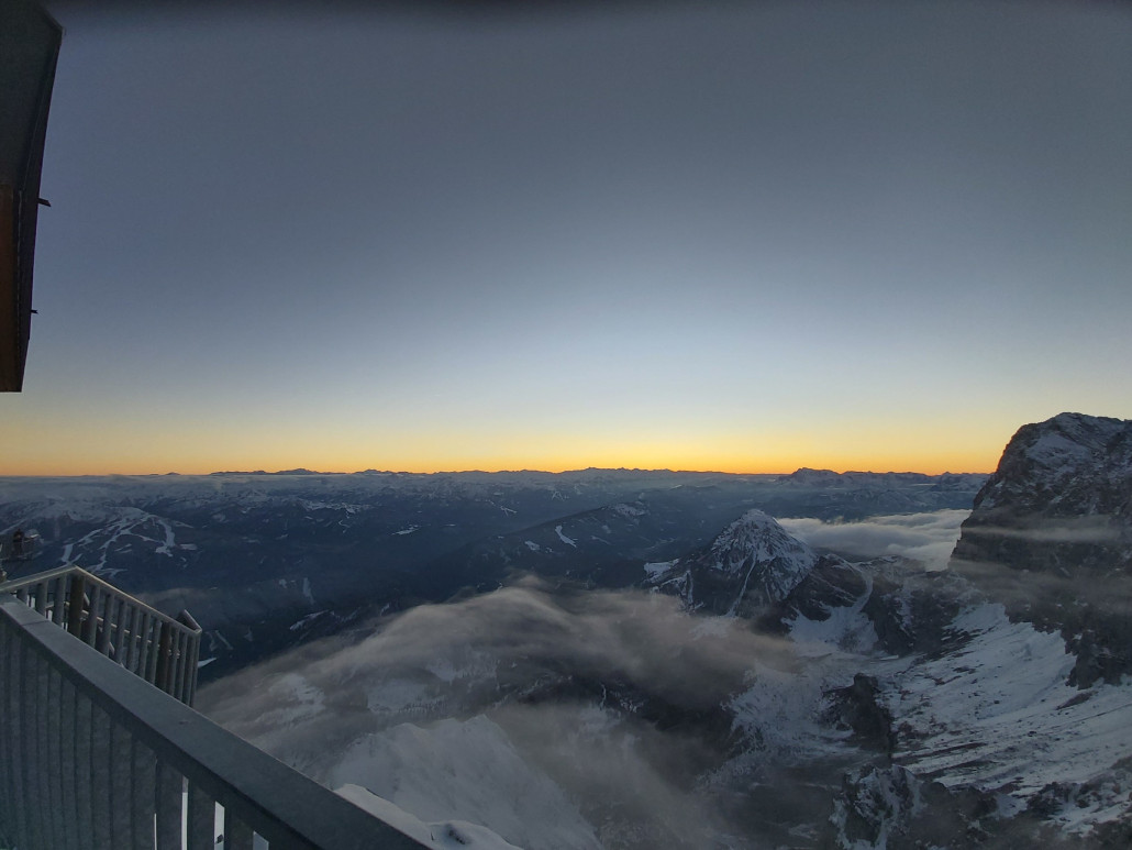 Am Abend geht es weiter und noch etwas Text soll folgen. Dann Folgt auch eine Umbenennung