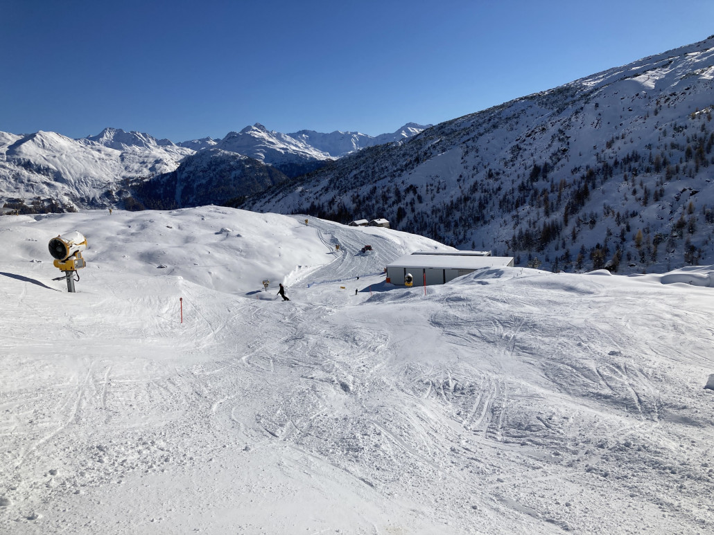 Schlusshang vor der Talstation des Furka Zippers - besser als letztes Jahr.