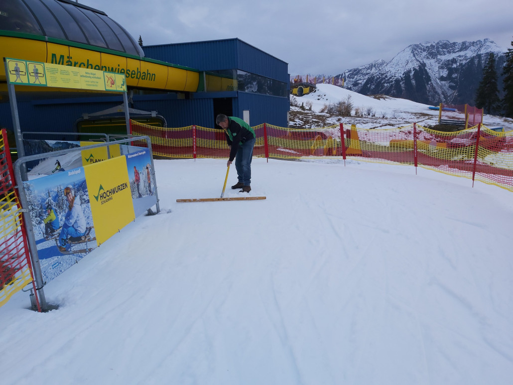 15:53 Uhr, eine geht noch.