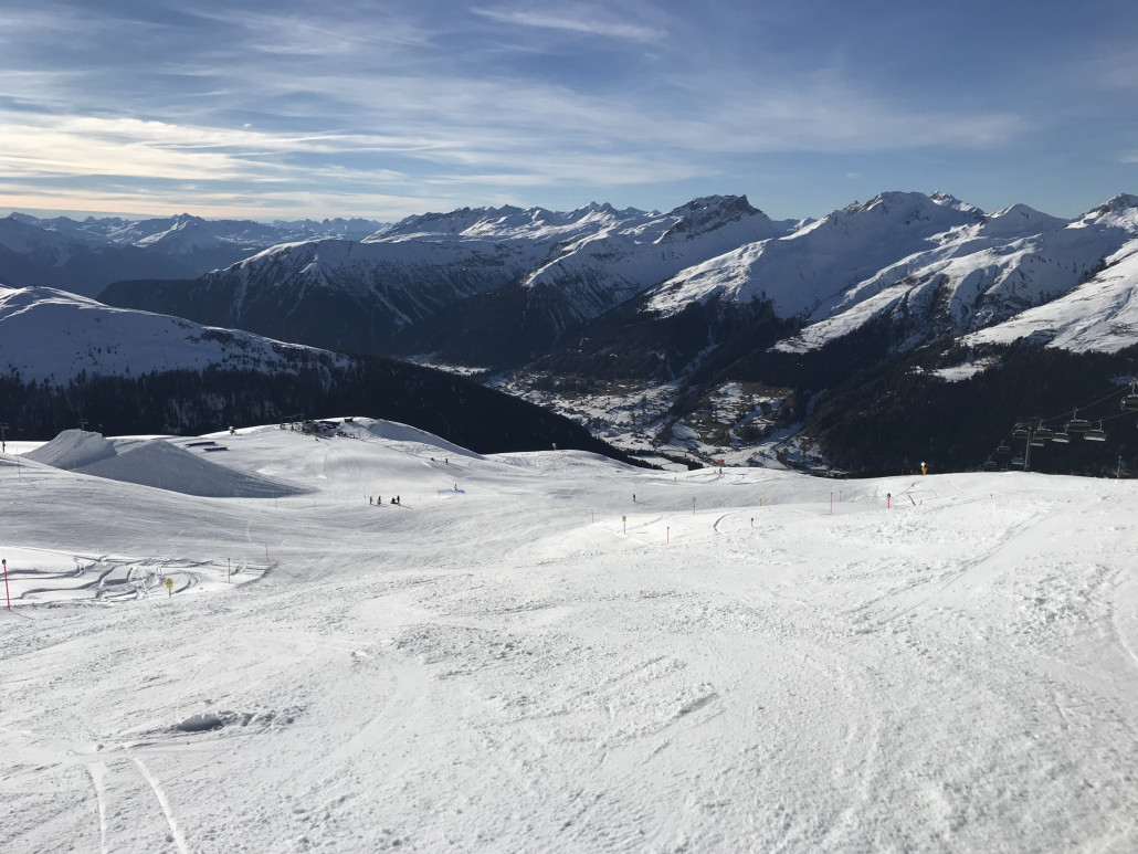 Hey, macht das Spass hier! Bin fast etwas gräuig, nicht früher hierher gewechselt zu haben.