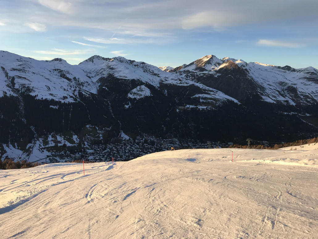 Mit der letzten Bahn um 16.07 Uhr nochmals aufs Jaki