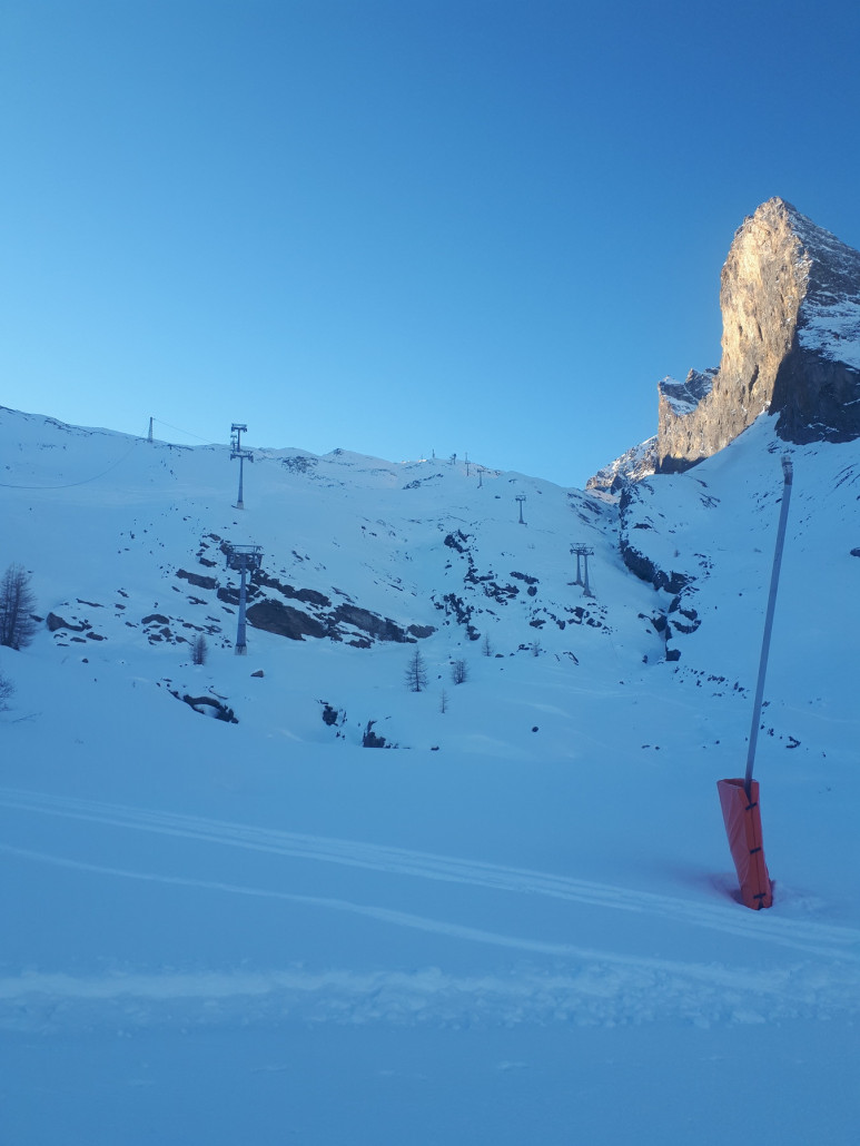 Hier enden aktuell die alte und neue Sesselbahn im Nichts.