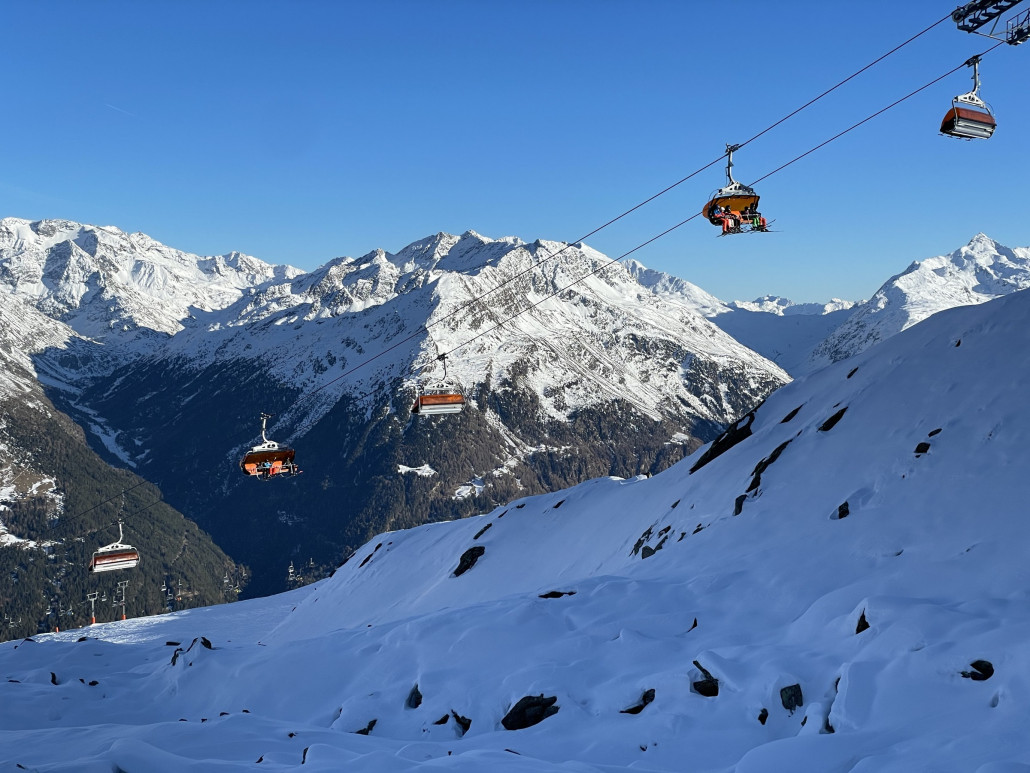 Am Giggijoch konnte man gut fahren. Am Roßkirpl waren Pistenraupen am Schnee verschieben.