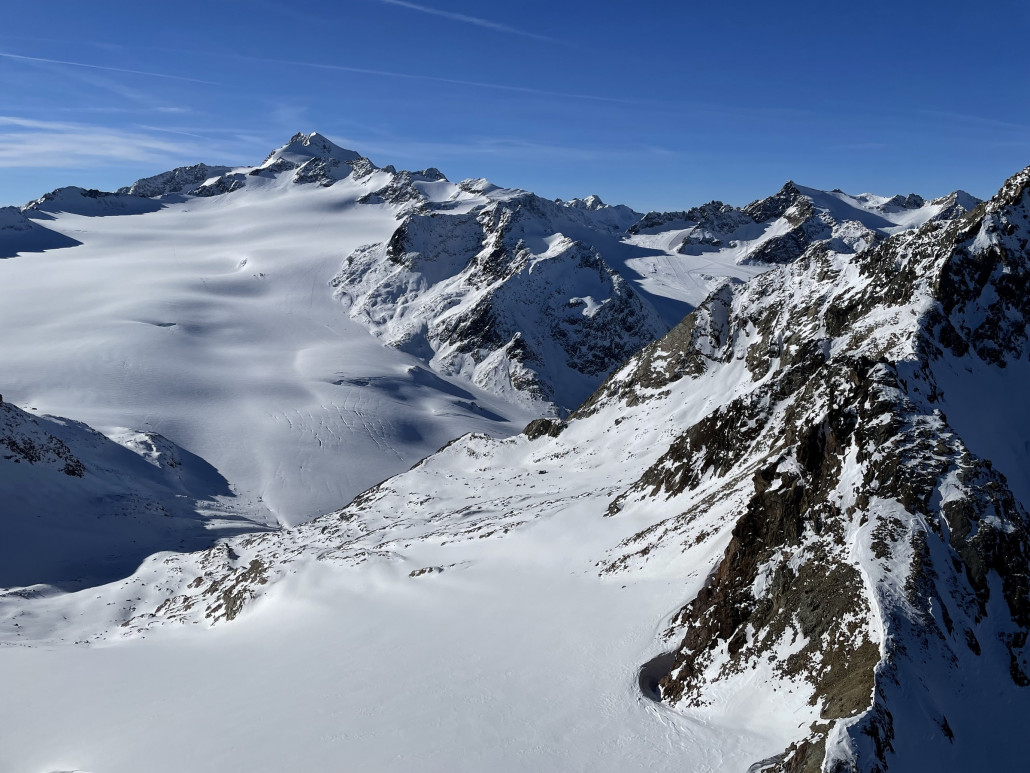 Wetter war bombe. Kein Zweifel. Die Natur gibt vor dem Lockdown noch einmal alles.