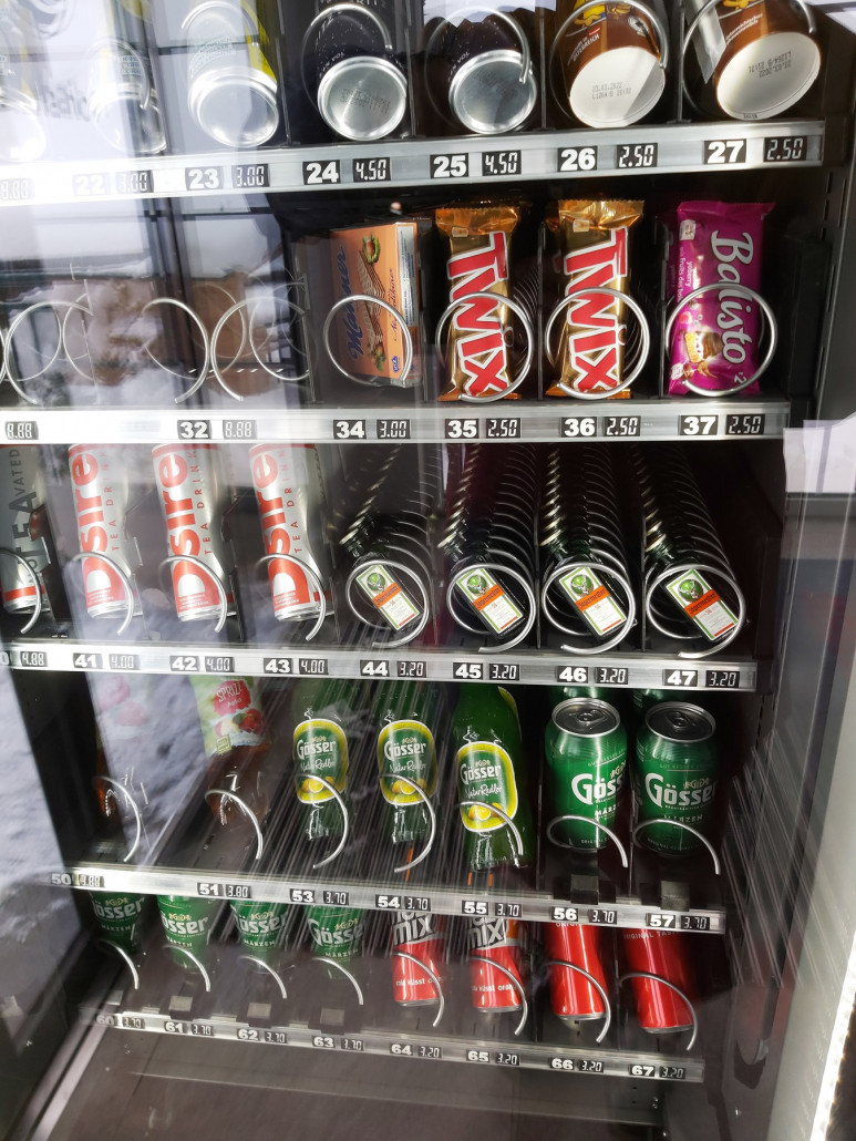 Vier reihen für Jägermeister, na Mahlzeit ;D