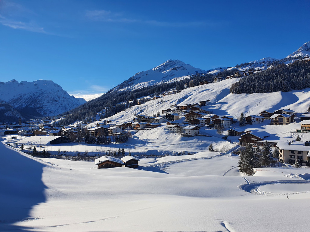 Lech Zürs Anfang Dezember 3 - LZTG - by - Markus Hahn (6).jpg