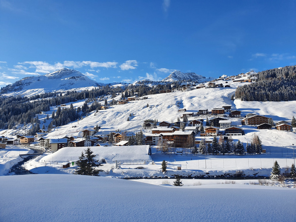 Lech Zürs Anfang Dezember 3 - LZTG - by - Markus Hahn (9).jpg