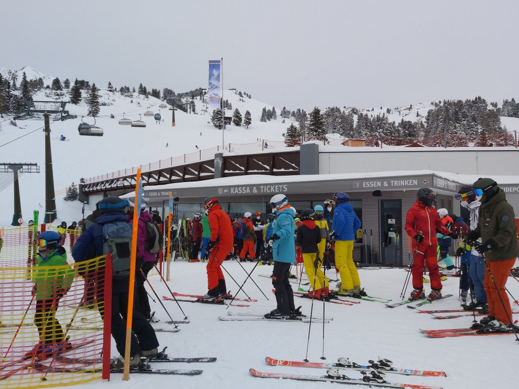 An den Kassen war gut was los.