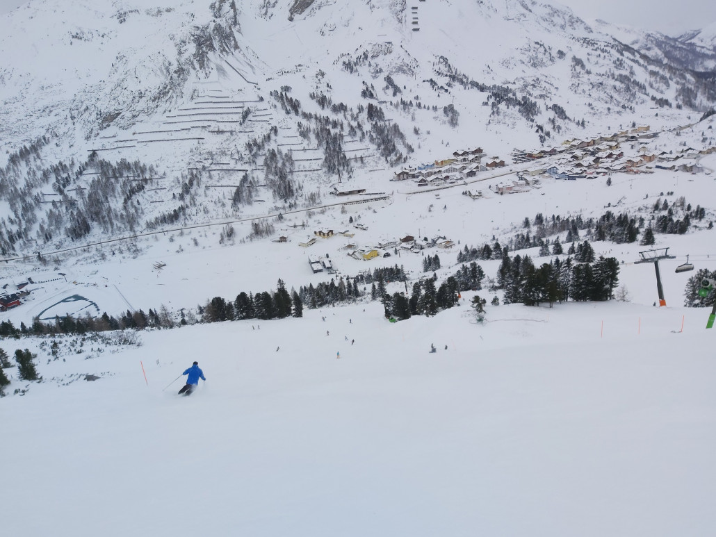 Die Bodensicht wurde etwas schlechter und so musste nach dieser Abfahrt mal was eingenommen werden, um die Stimmung wieder auf Vordermann zu bringen.