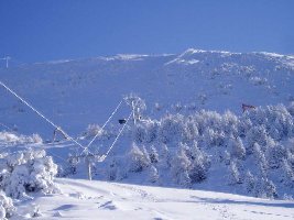 Die Bergstation des neuen 4er. Da wurde noch gebaggert und eine Kreissäge lief.