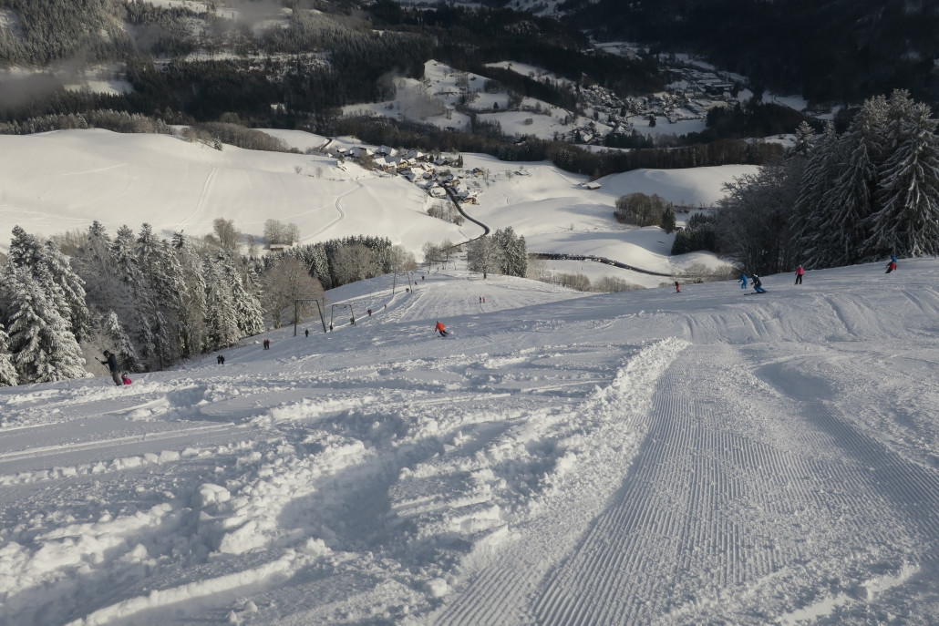 Direktabfahrt, Lift und Parkplatz